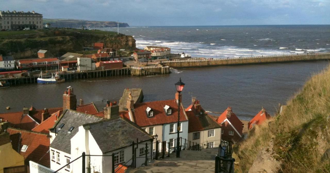 Bijou Romantic Retreat, Whitby Centre Exterior photo